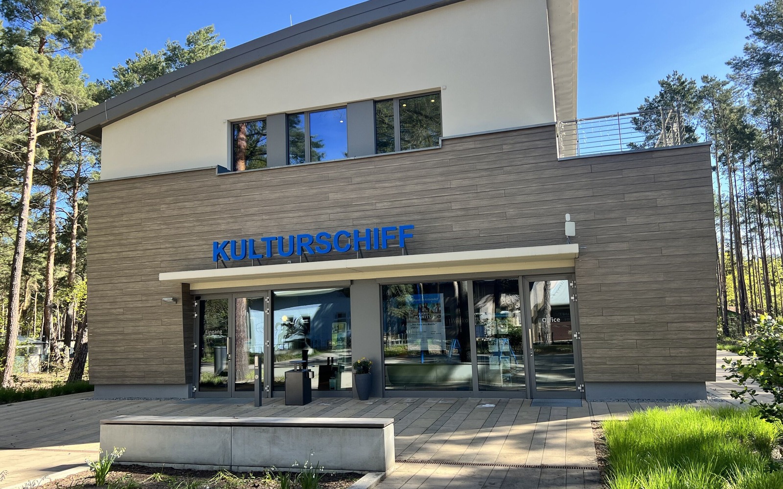 Kulturschiff im Familienpark am Senftenberger See, Foto: Therés Wurzler, Lizenz: Tourismusverband Lausitzer Seenland e. V.